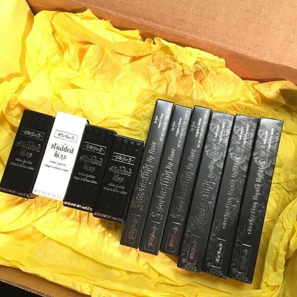 KAT VON D lipstick set RARE 10 pack w/case - Picture 6 of 8